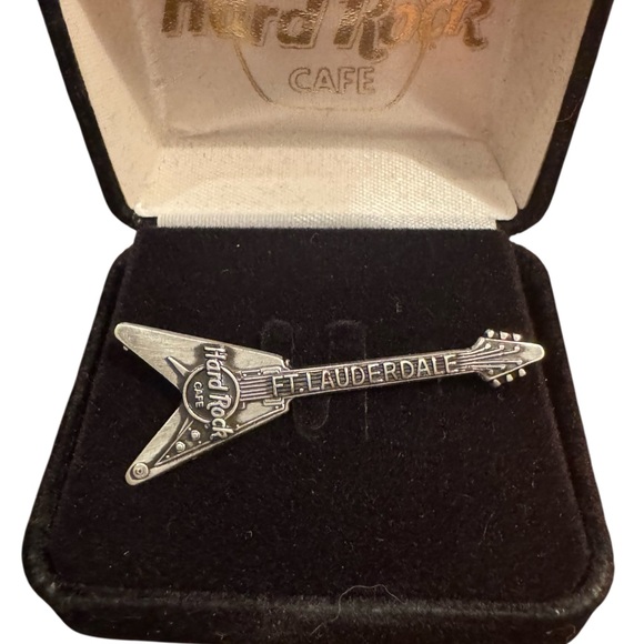 Hard Rock Cafe Fort Lauderdale Sterling Silver 925 Guitar Pin Brooch NIB - Picture 2 of 5